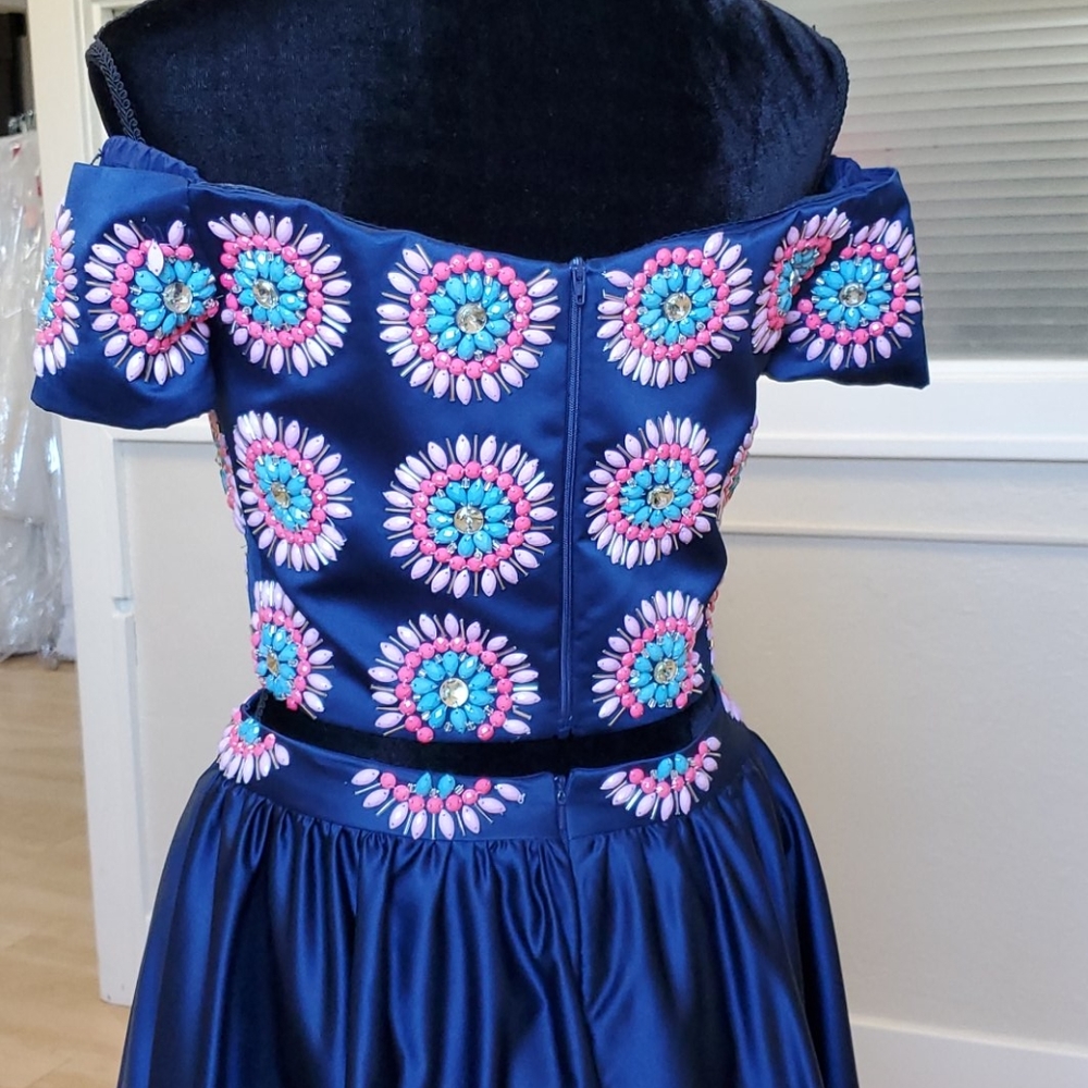Size 8 TOP ONLY beaded navy satin Off Shoulder Crop Corset by Rachel Allan - Picture 5 of 9